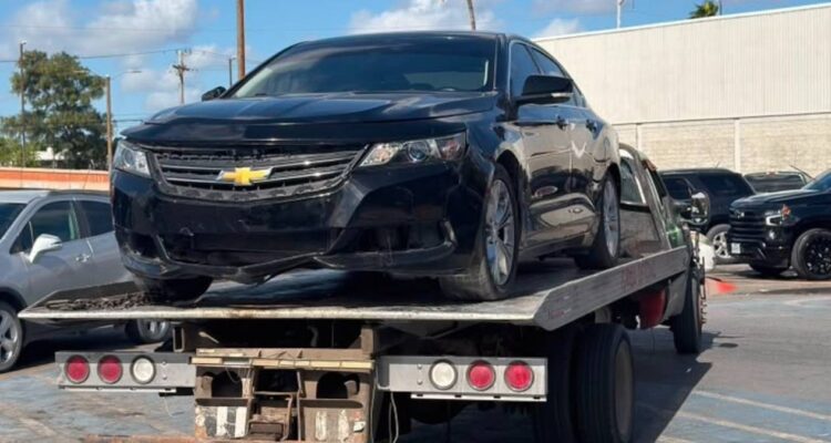 autos mal estacionados en Matamoros