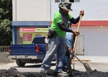 bacheo en vialidades Ciudad Victoria