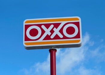 bajan robos a Oxxo en Matamoros