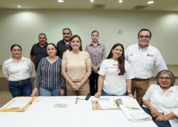 becas para estudiantes con discapacidad Nuevo Laredo