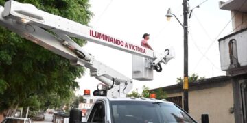 cambio de luminarias Ciudad Victoria