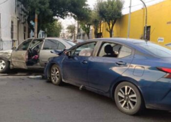choque autos Centro Monterrey