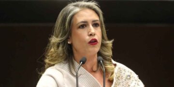 diputada PAN Andy red