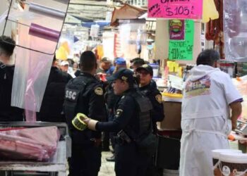 Muere trabajador tras quedar atorado en drenaje del Mercado de La Merced en CDMX