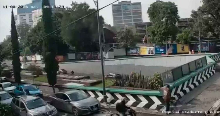 edificio en Viaducto Río Becerra en la CDMX