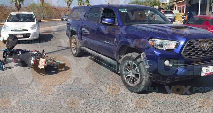 estudiante camioneta Victoria