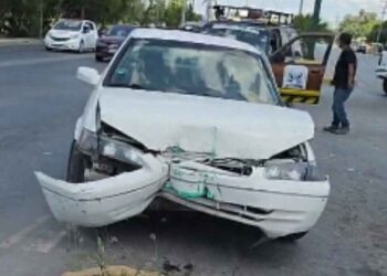 conductora camellon Lauro Villar