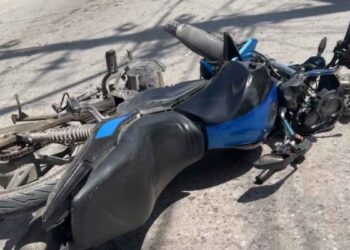 motociclista camioneta repartidora Mante