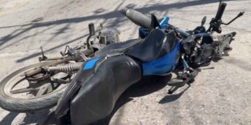 motociclista camioneta repartidora Mante