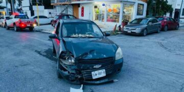 repartidor pan taxista Cadereyta