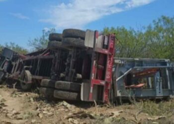 volcadura en autopista Monterrey-Reynosa