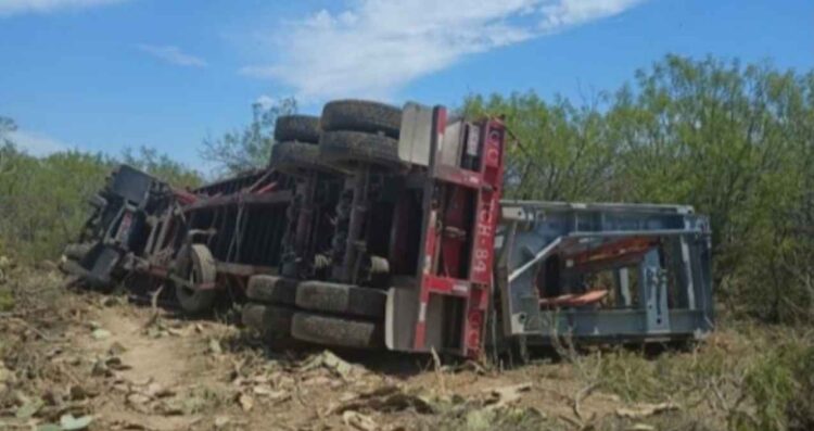 volcadura en autopista Monterrey-Reynosa