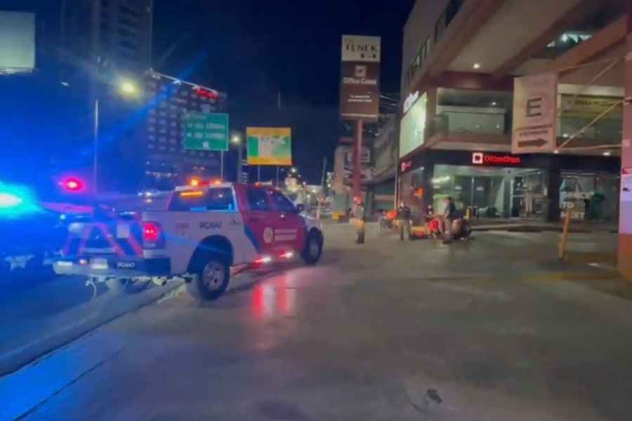 Adulto mayor motociclista en Monterrey