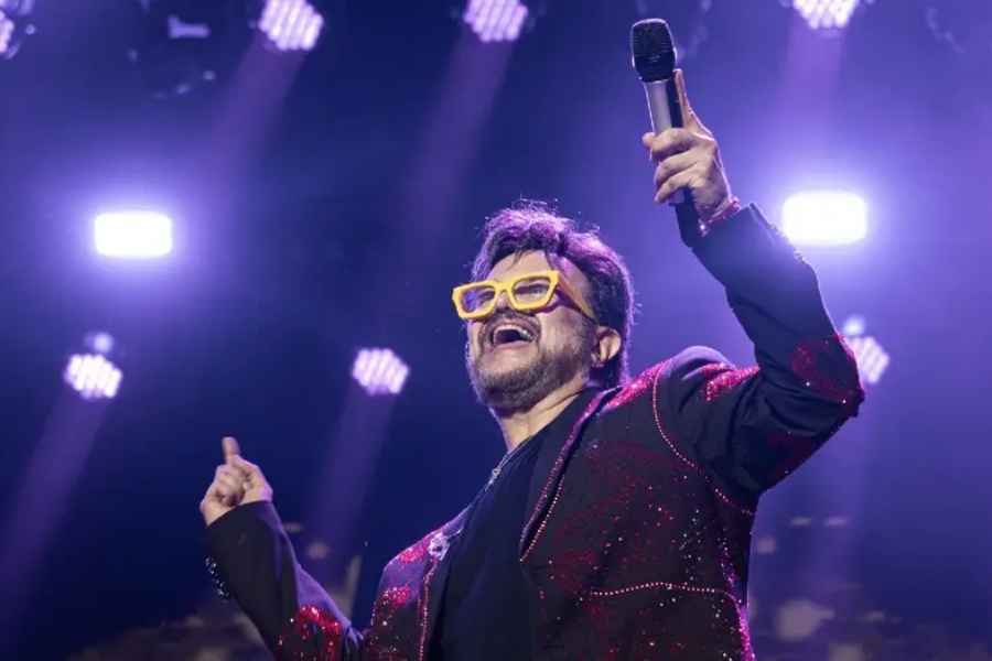 Aleks Syntek polémica concierto