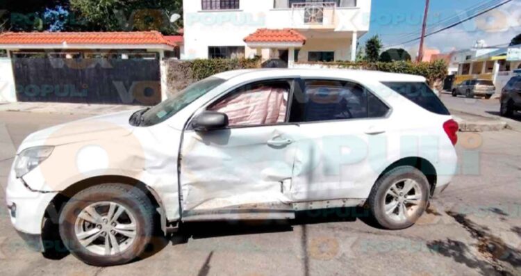 Aparatoso accidente vial Madero