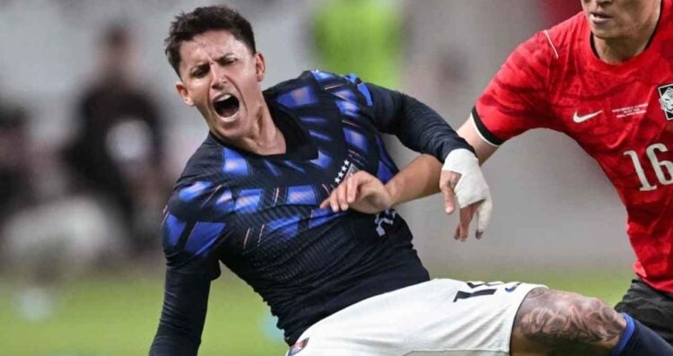 Brian Rodríguez concentracion Uruguay