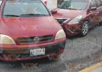 Cambio de carril choque en Victoria