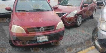 Cambio de carril choque en Victoria