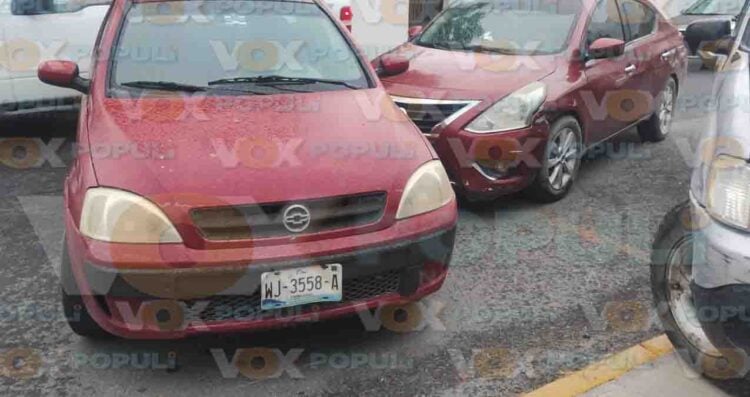Cambio de carril choque en Victoria