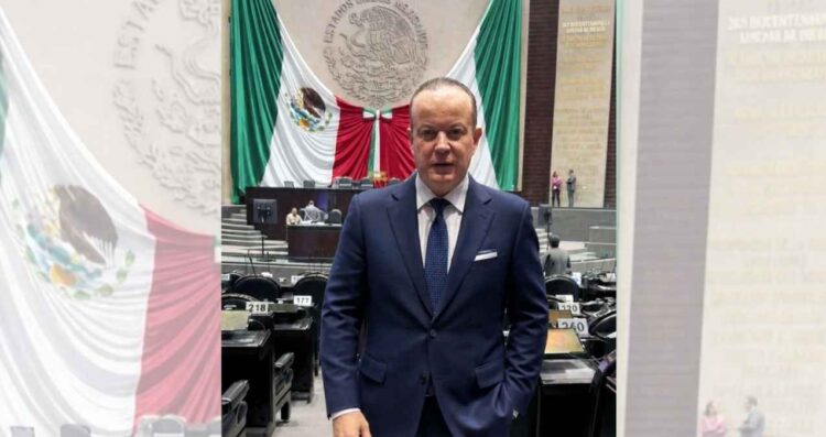 Carlos Canturosas celulares escuelas