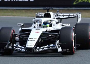 Checo Perez cambios Cadillac