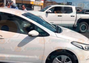 Chofer semáforo choque en Victoria
