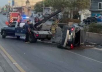 Choque vehículos dañados en Matamoros