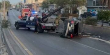 Choque vehículos dañados en Matamoros
