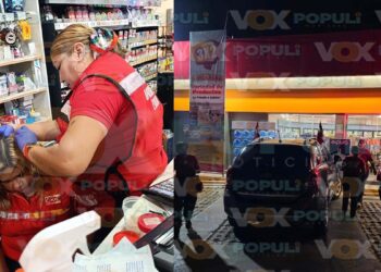 Cliente cajera de Oxxo en Tampico
