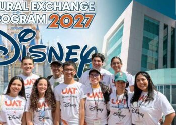Disney estudiantes UAT intercambio