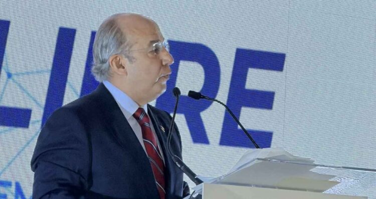 Felipe Calderon Mexico retroceso