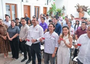 Promoverán IVJUVE e iniciativa privada la tarjeta joven