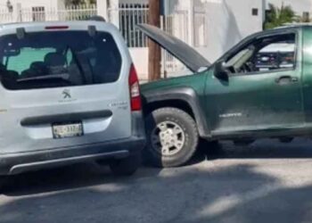 Joven alto choque en Nuevo Laredo