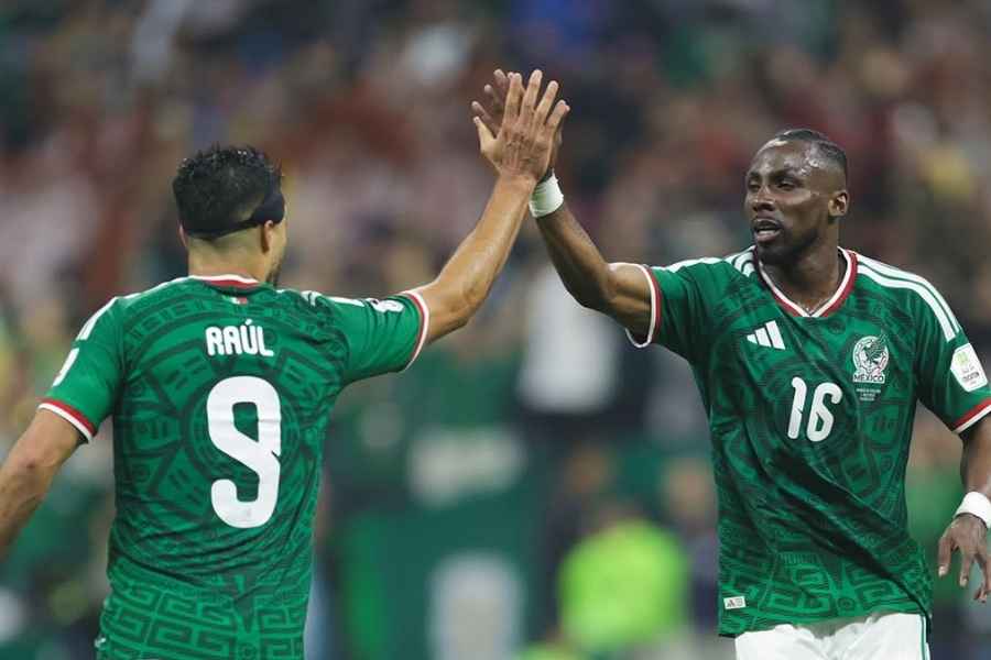 Julian Quiñones convocado Seleccion