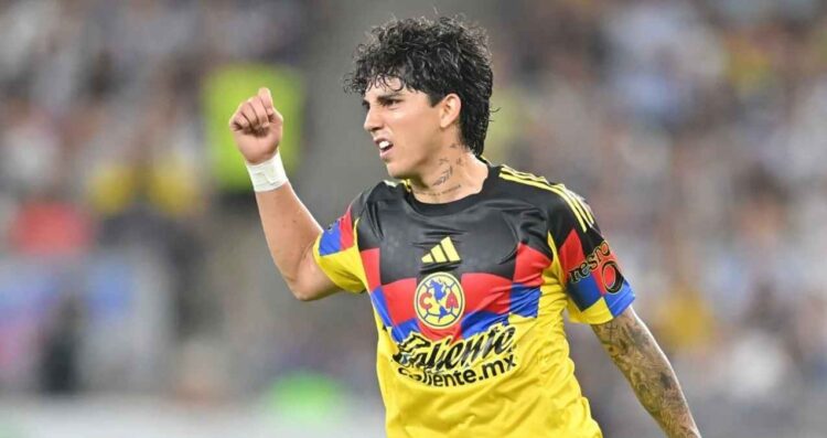 Kevin Álvarez Clásico Chivas