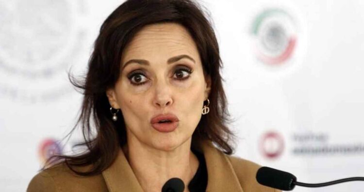 Lilly Téllez denuncia Mónica