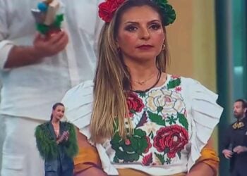 Mariana y Ese fiesta mexicana