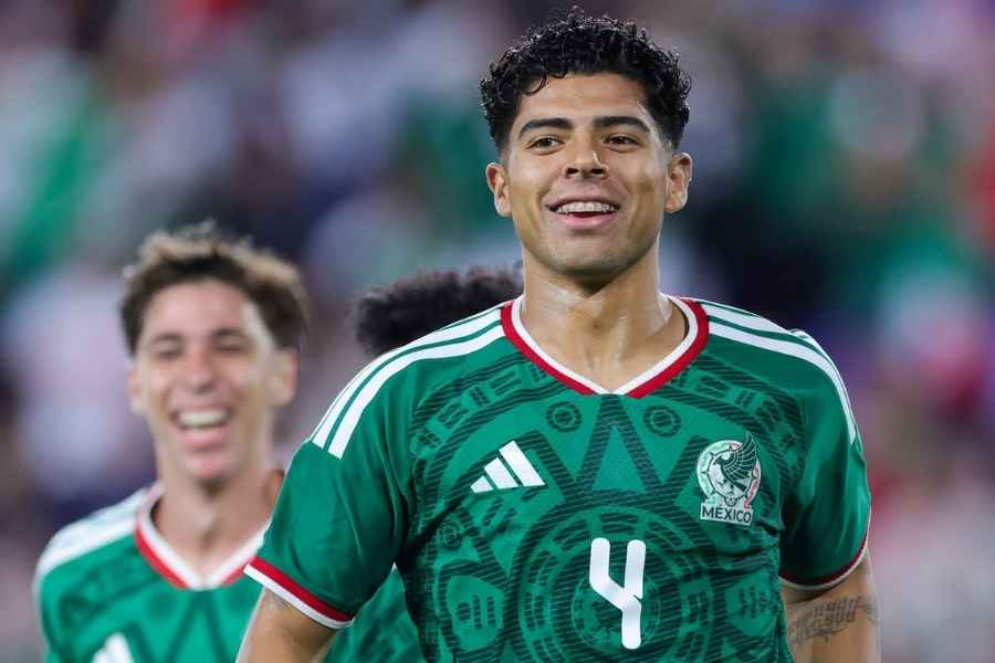 Mexico empato ante Peru