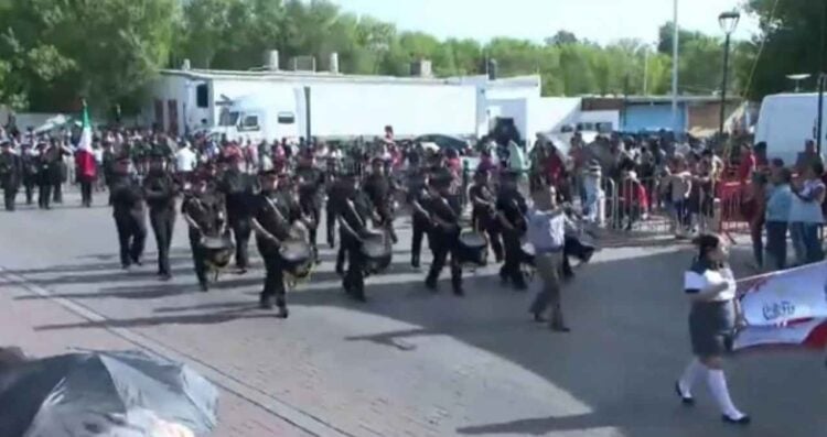 Nuevo Laredo desfile cívico