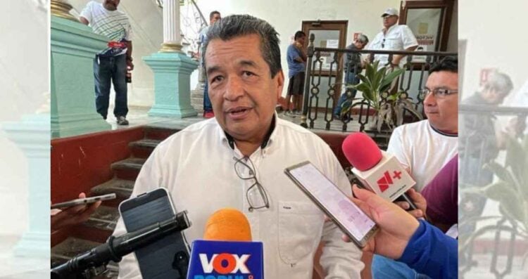 Padres prohibir celulares escuelas