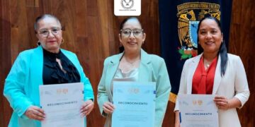 Reconocimiento Trabajo Social Uat