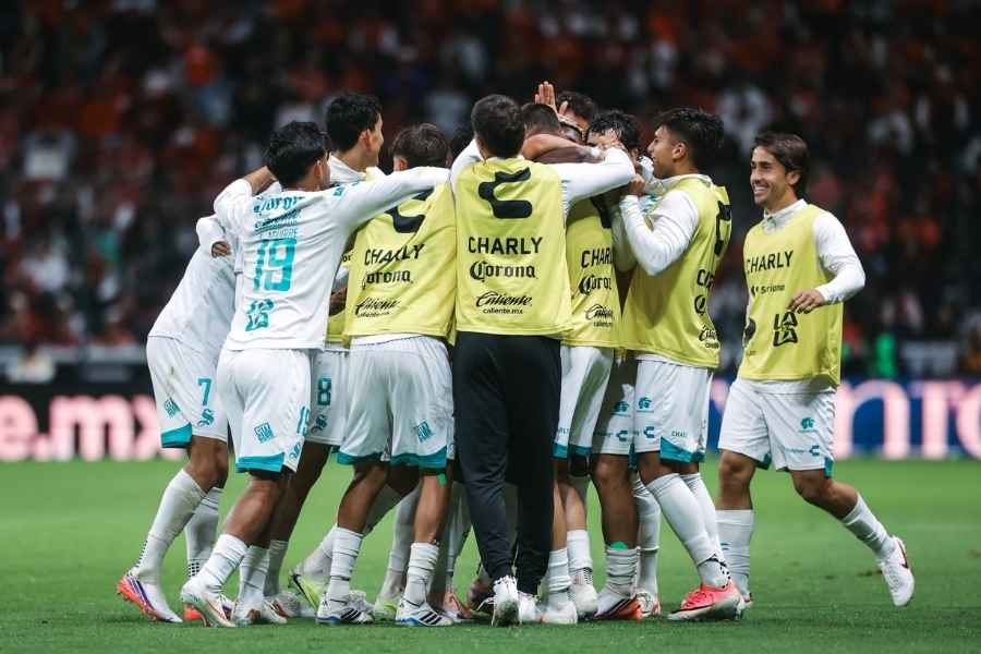 Renato Paiva presente Santos