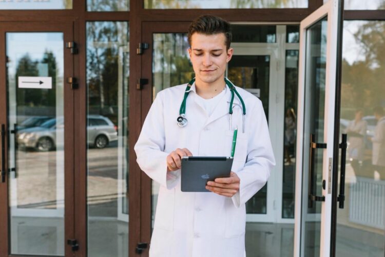 Tamaulipas anuncia 430 consultorios de salud universal, pero la efectividad depende del equipamiento