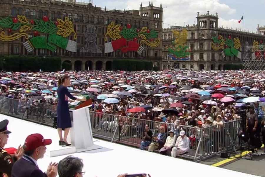 Sheinbaum mitin Zocalo