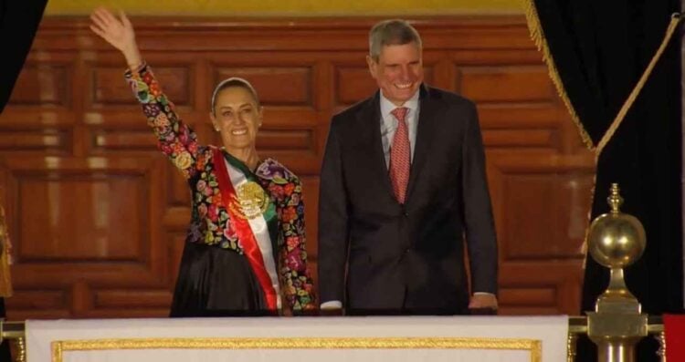 Sheinbaum vestido Grito