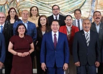 Tamaulipas regular celulares en las escuelas