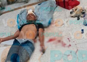 Trabajador centro comercial en Tampico