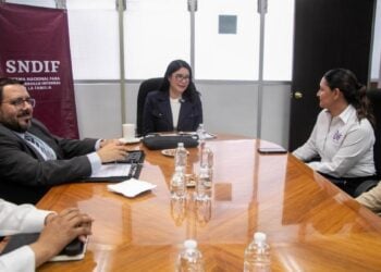 adultos mayores en DIF Tamaulipas