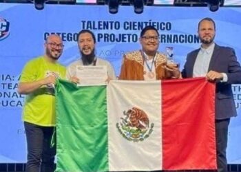 estudiantes Utalt Feria Brasileña