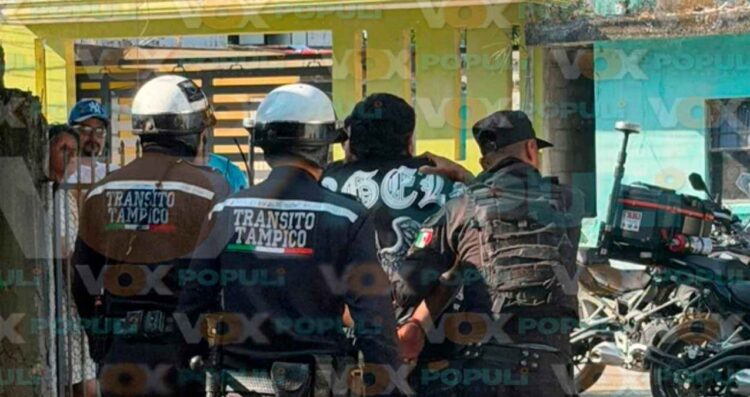 hombre fuego motocicletas Tampico